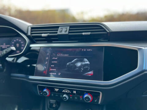 2021 Audi Q3 quattro S line Premium 45 TFSI