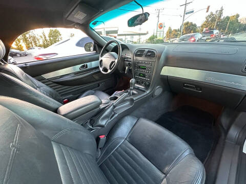 2002 Ford Thunderbird Deluxe