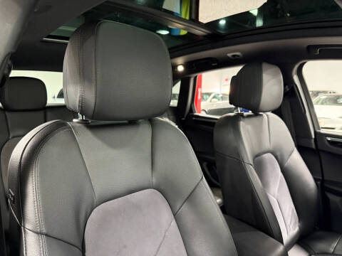 2020 Porsche Macan