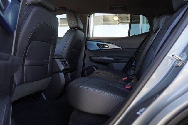 2025 Chevrolet Equinox EV LT 2