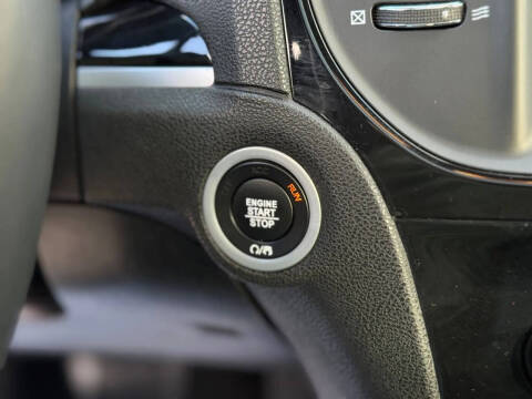 2023 Chrysler 300 S V6