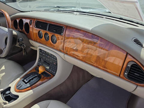 2000 Jaguar XK-Series XK8