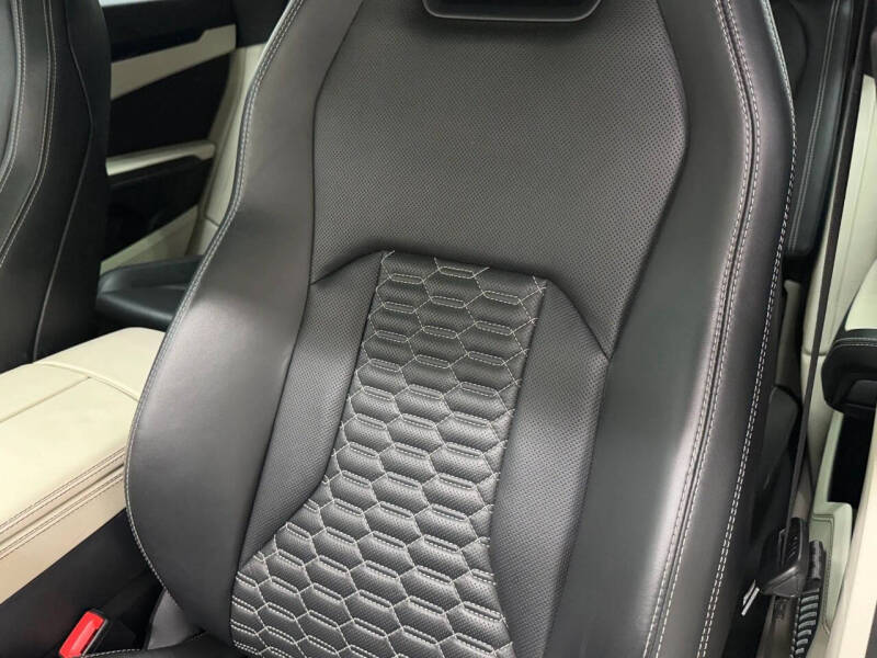 2021 Lamborghini Urus