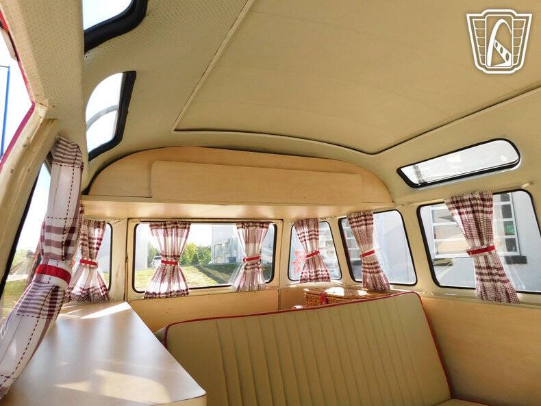 1975 Volkswagen Type 2