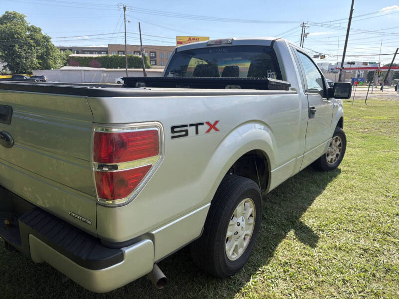 2011 Ford F-150 STX