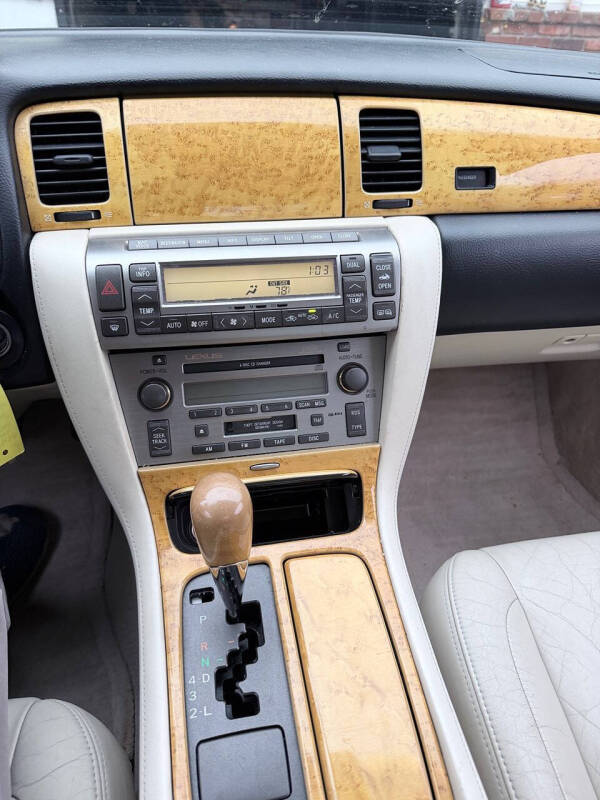 2003 Lexus SC 430