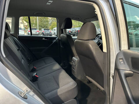 2015 Volkswagen Tiguan S