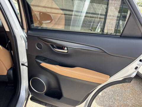 2017 Lexus NX 200t