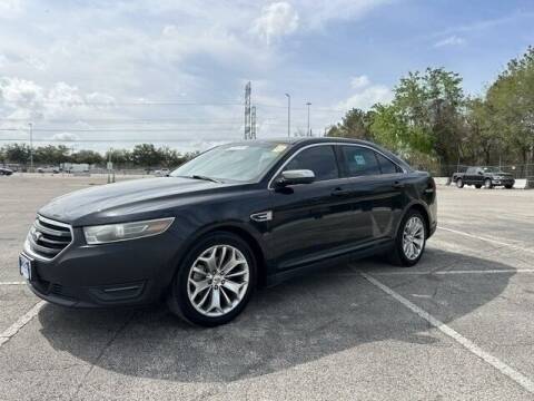 2015 Ford Taurus for sale at FREDY USED CAR SALES in Houston TX