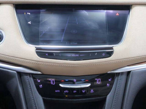 2018 Cadillac XT5 Platinum