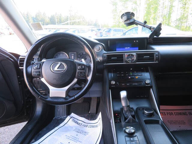 2017 Lexus IS 200t