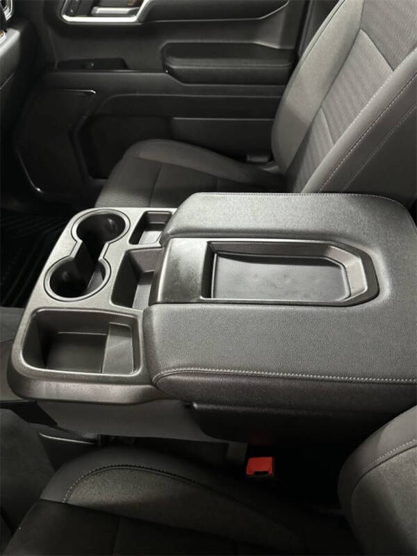 2023 GMC Sierra 1500 SLE