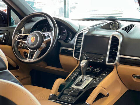 2017 Porsche Cayenne
