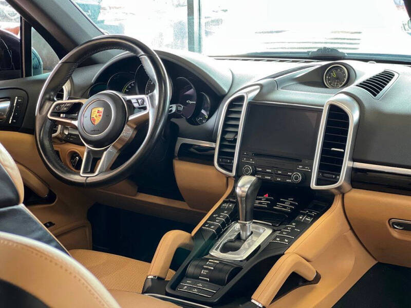 2017 Porsche Cayenne
