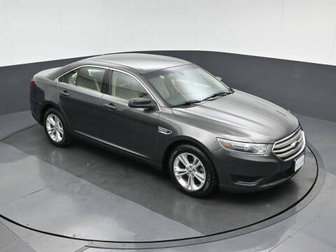 2017 Ford Taurus SE