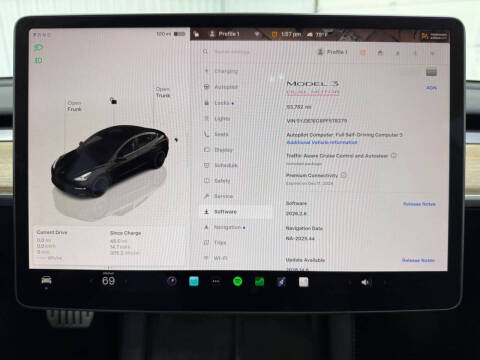 2023 Tesla Model 3 Performance