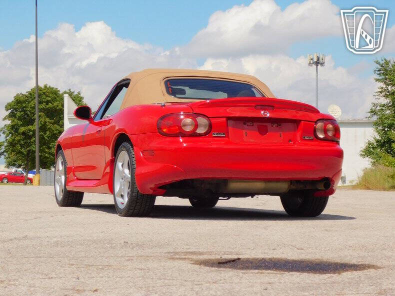2002 Mazda MX-5 Miata LS