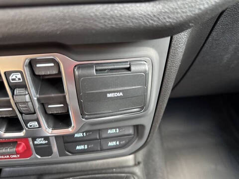 2025 Jeep Gladiator Willys