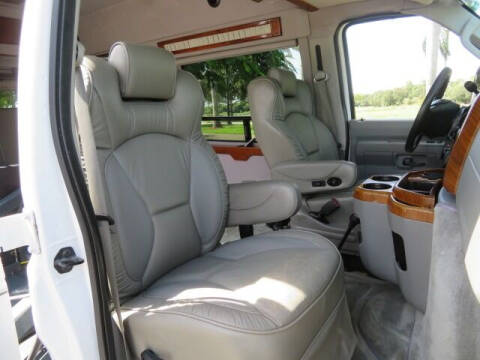 2010 Ford E-Series E-350 SD