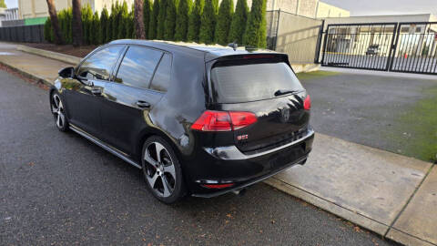 2016 Volkswagen Golf GTI SE