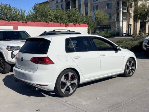 2017 Volkswagen Golf GTI S