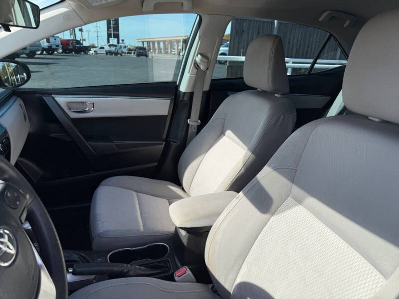 2015 Toyota Corolla LE