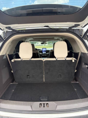 2020 Ford Explorer Platinum