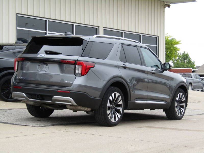 2025 Ford Explorer Platinum