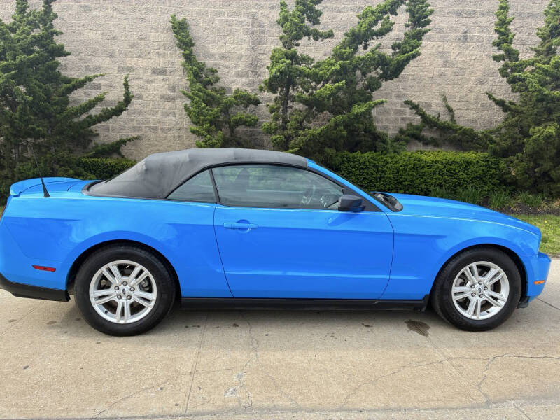 2011 Ford Mustang V6