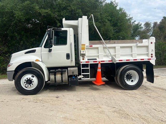 2016 International DuraStar 4300