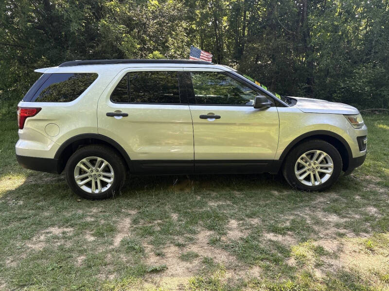 2016 Ford Explorer