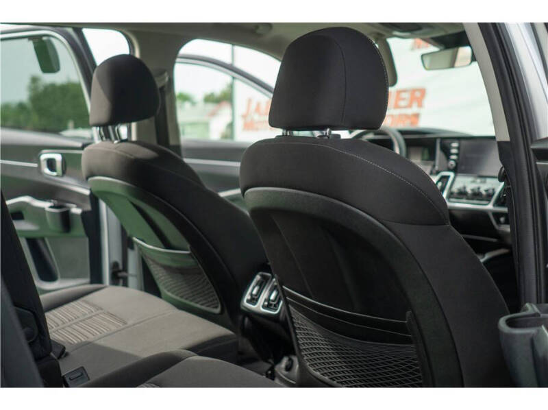 2022 Kia Sorento LX