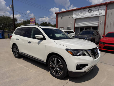 2017 Nissan Pathfinder Platinum
