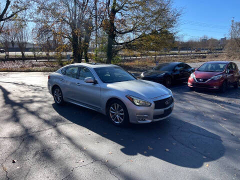 2015 Infiniti Q70 3.7