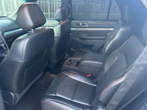 2016 Ford Explorer Sport