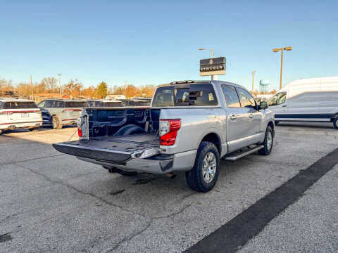 2018 Nissan Titan SV