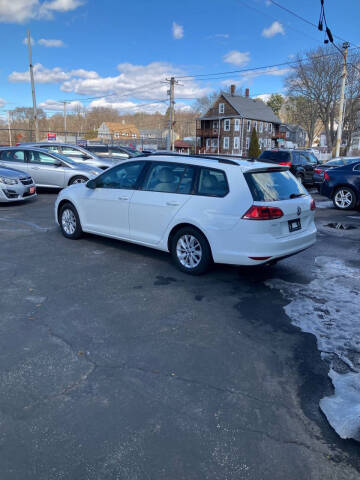 2015 Volkswagen Golf SportWagen TSI S