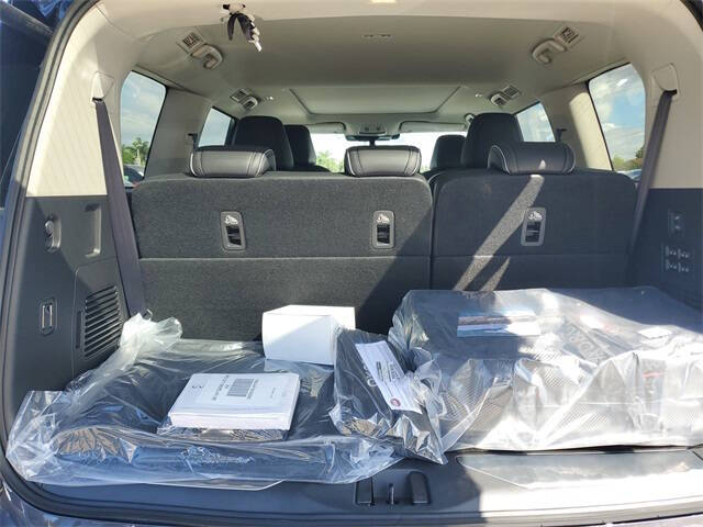 2026 Infiniti QX80 Luxe