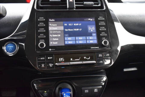 2022 Toyota Prius LE