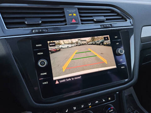 2018 Volkswagen Tiguan 2.0T SEL 4Motion