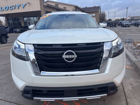 2023 Nissan Pathfinder SL