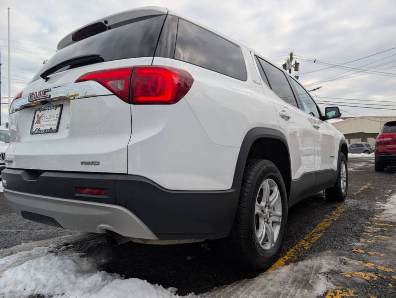 2017 GMC Acadia SLE-1