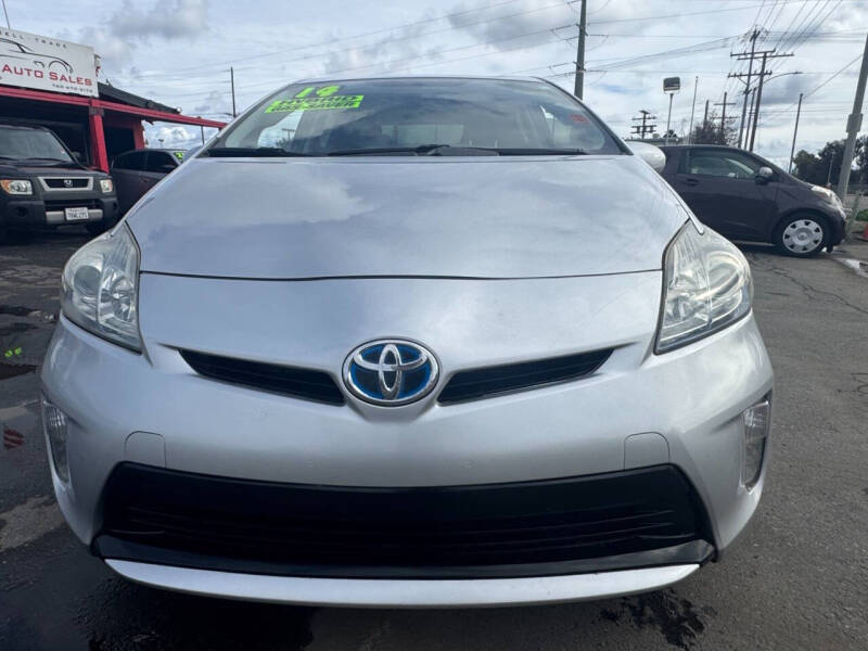 2014 Toyota Prius Plug-in Hybrid Advanced