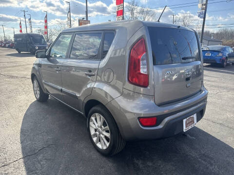 2012 Kia Soul +
