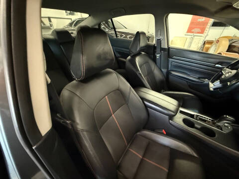 2020 Nissan Altima 2.5 SR