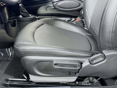 2015 MINI Hardtop 2 Door Cooper