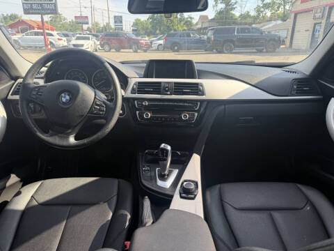 2018 BMW 3 Series 320i
