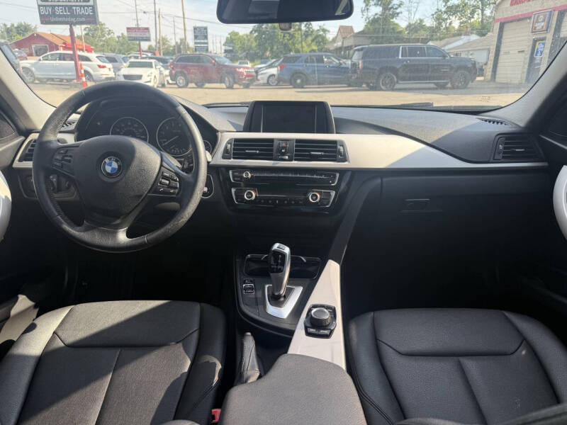 2018 BMW 3 Series 320i