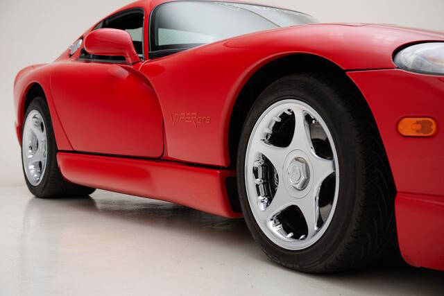 1997 Dodge Viper GTS