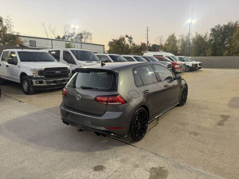 2018 Volkswagen Golf R 4Motion